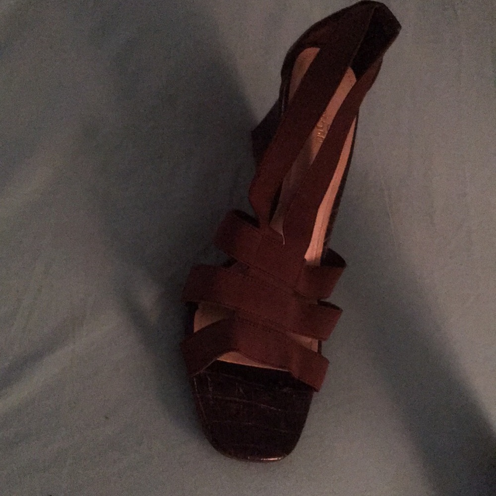 Women Shoe 👠 Strap with Wedge Heel